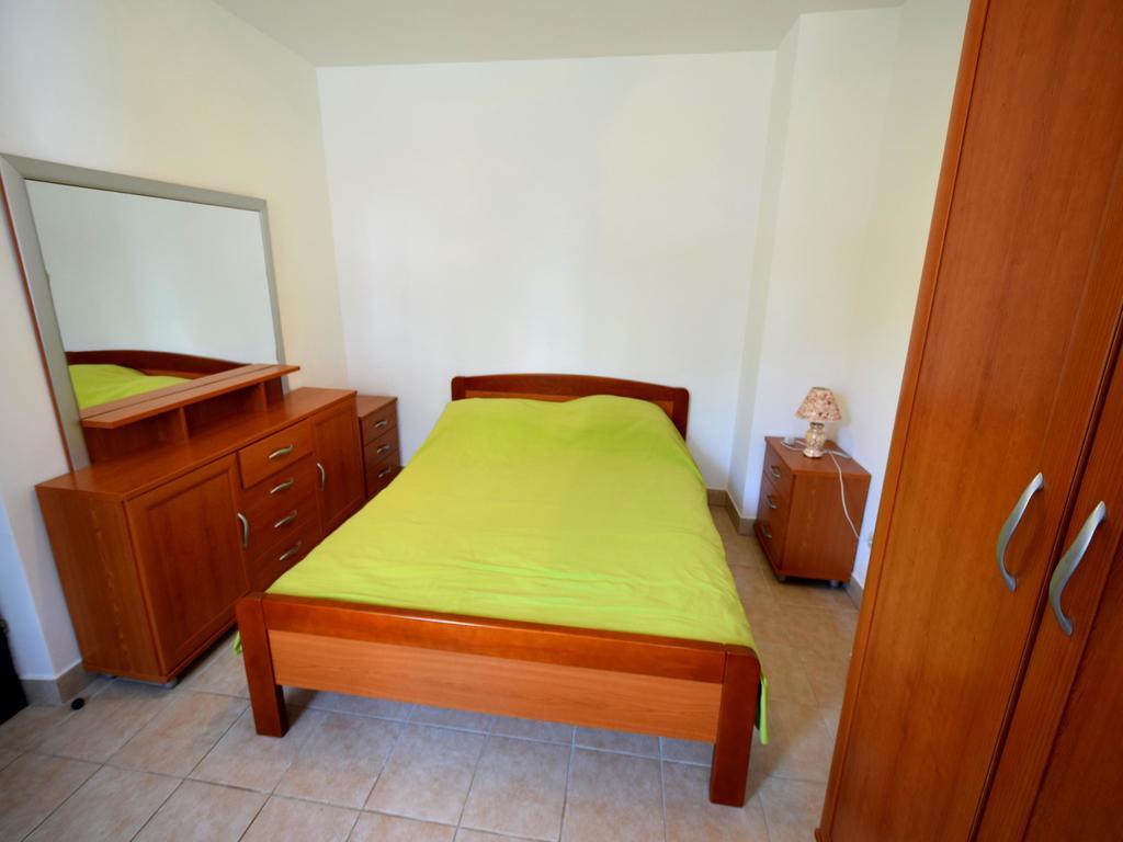 Apartment Oresic Малинска Экстерьер фото